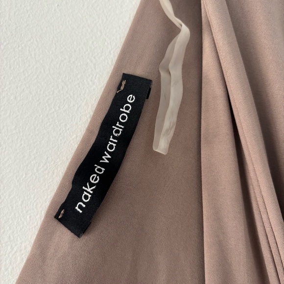 Naked Wardrobe Taupe Tan Plunging V-Neck Open Back Snap Closure Bodysuit Size M - Picture 5 of 7